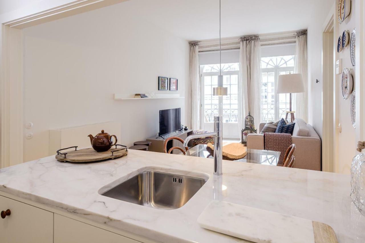 Boutique Rentals-Flores Plaza In City Historical Center Porto Zewnętrze zdjęcie