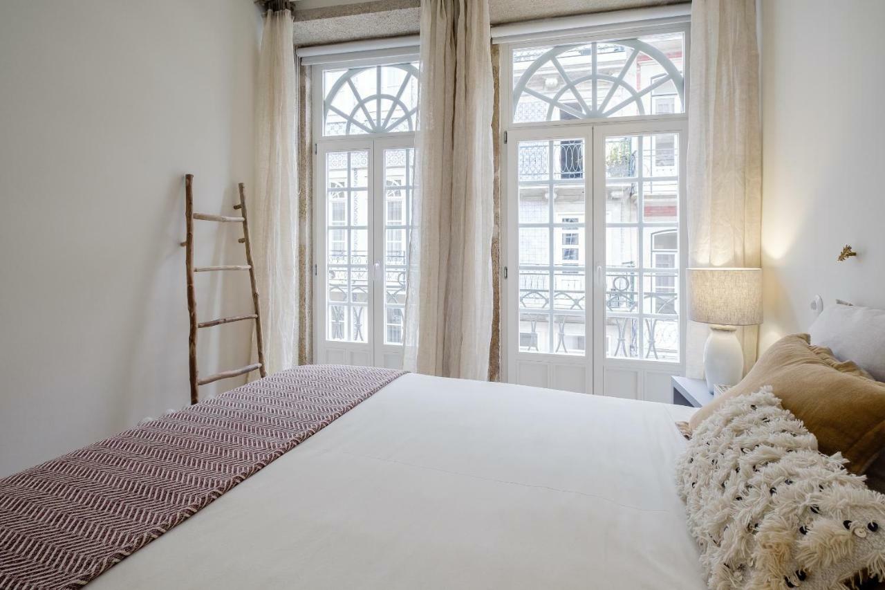 Boutique Rentals-Flores Plaza In City Historical Center Porto Zewnętrze zdjęcie