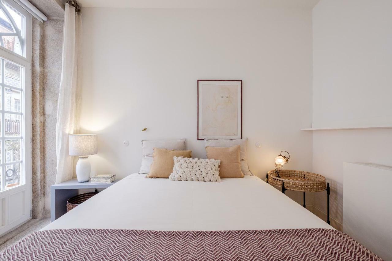 Boutique Rentals-Flores Plaza In City Historical Center Porto Zewnętrze zdjęcie