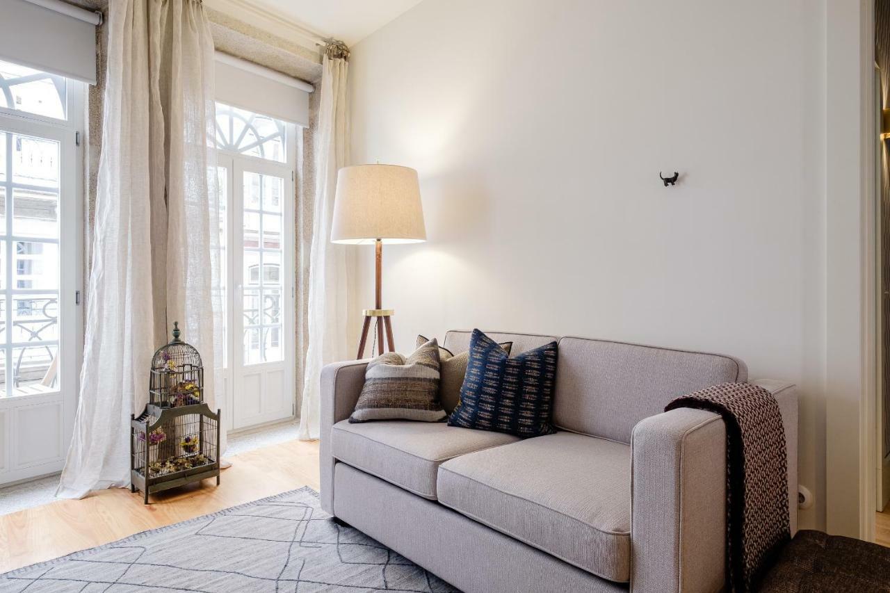 Boutique Rentals-Flores Plaza In City Historical Center Porto Zewnętrze zdjęcie
