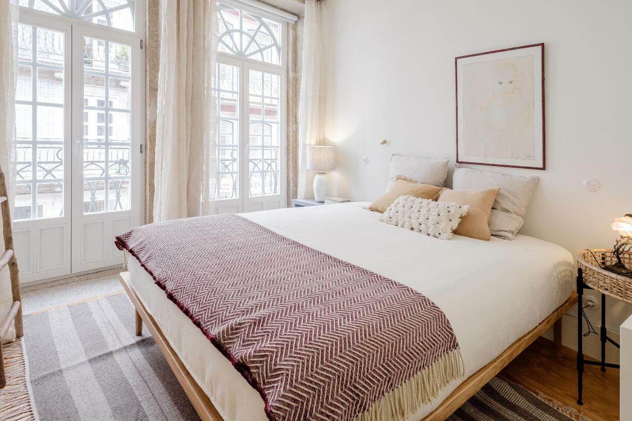 Boutique Rentals-Flores Plaza In City Historical Center Porto Zewnętrze zdjęcie