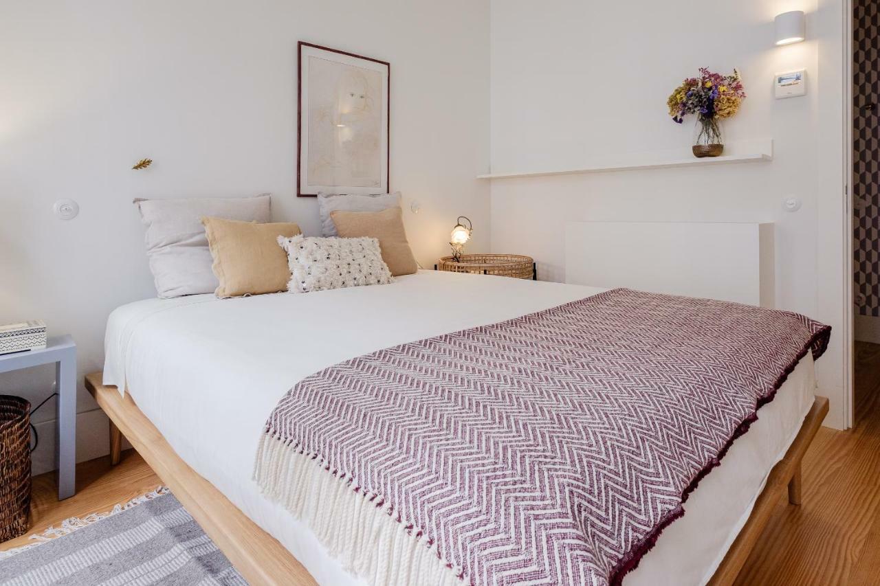 Boutique Rentals-Flores Plaza In City Historical Center Porto Zewnętrze zdjęcie